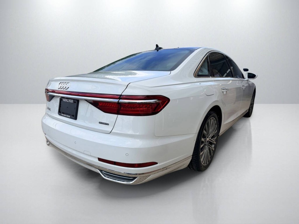 2021 Audi A8 Image 7