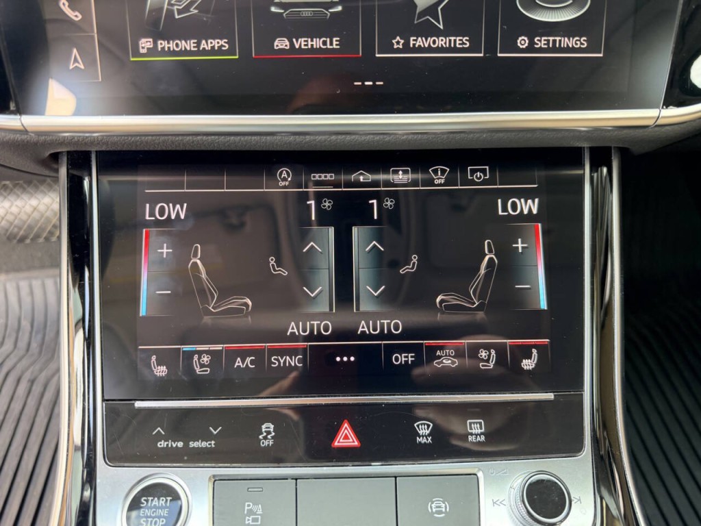 2021 Audi A8 Image 21