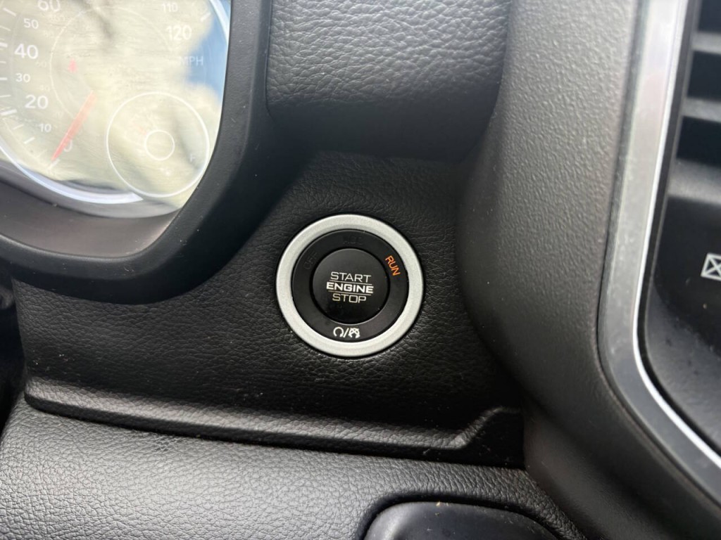 2019 RAM 1500 Image 17