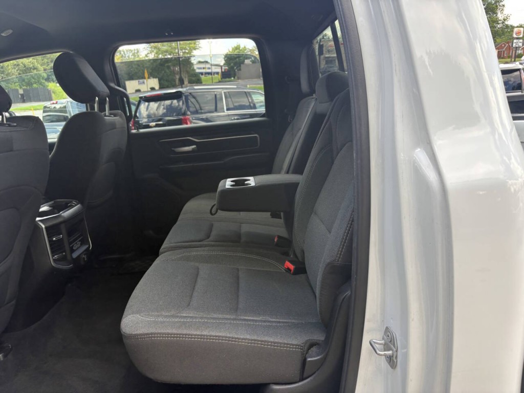 2019 RAM 1500 Image 24