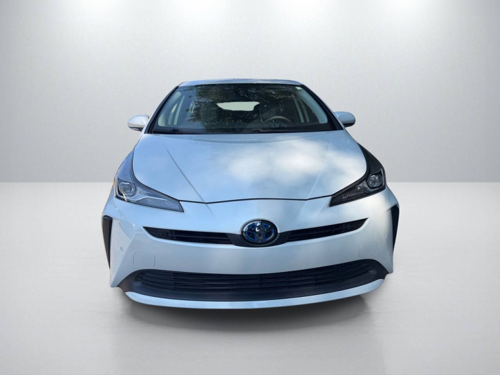 2022 Toyota Prius Image 2
