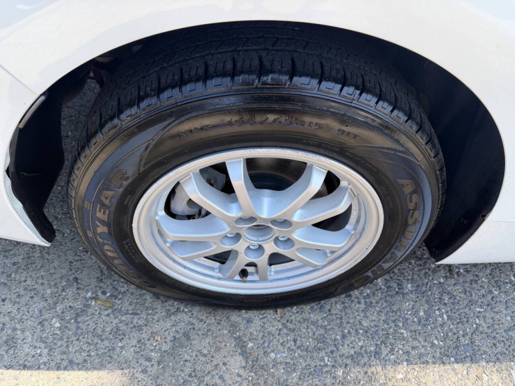 2022 Toyota Prius Image 10
