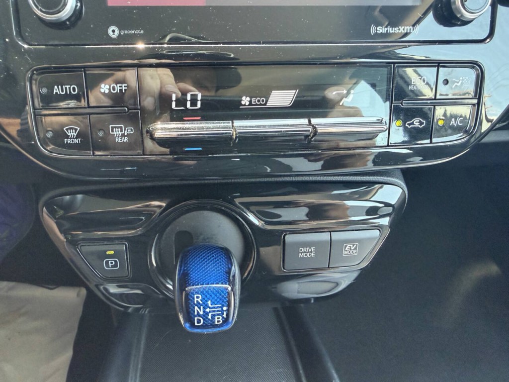 2022 Toyota Prius Image 24