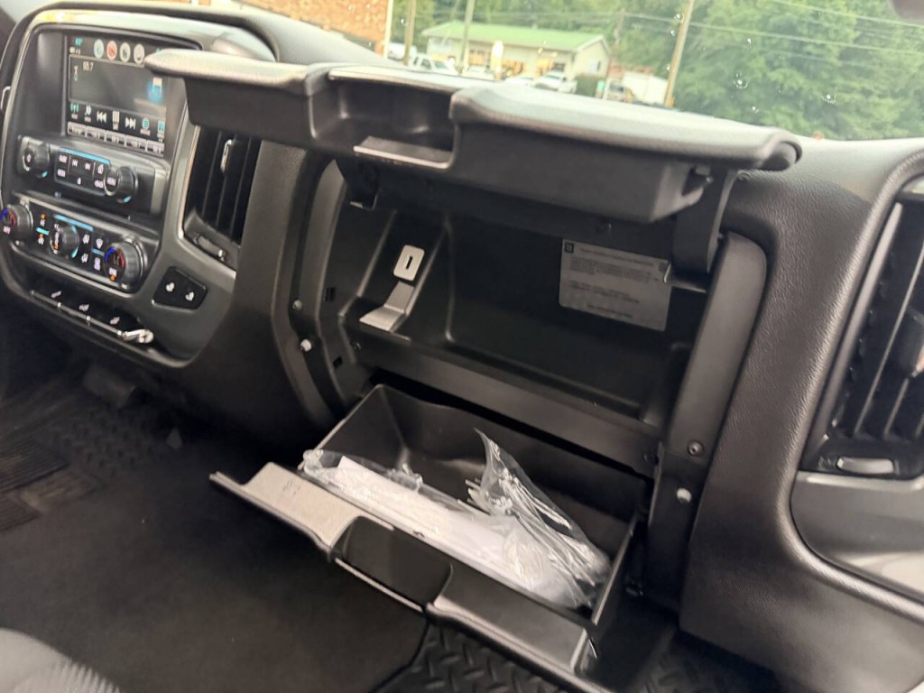 2019 Chevrolet Silverado 1500 Image 32