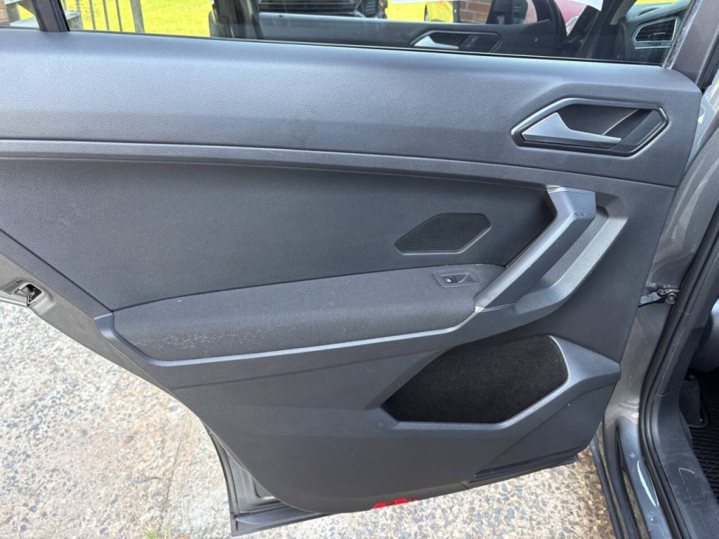 2018 Volkswagen Tiguan Image 21