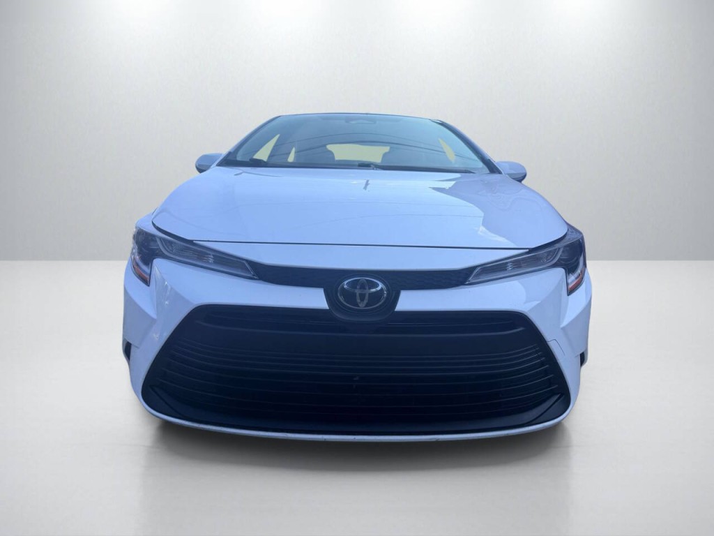 2023 Toyota Corolla Image 2