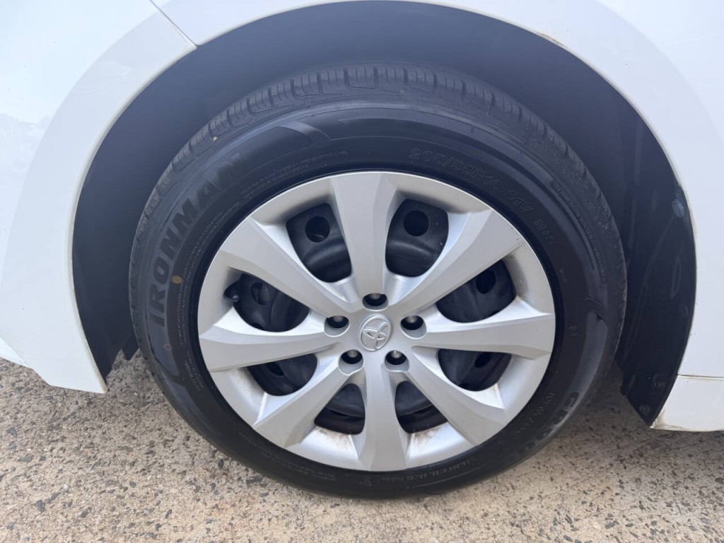 2023 Toyota Corolla Image 12