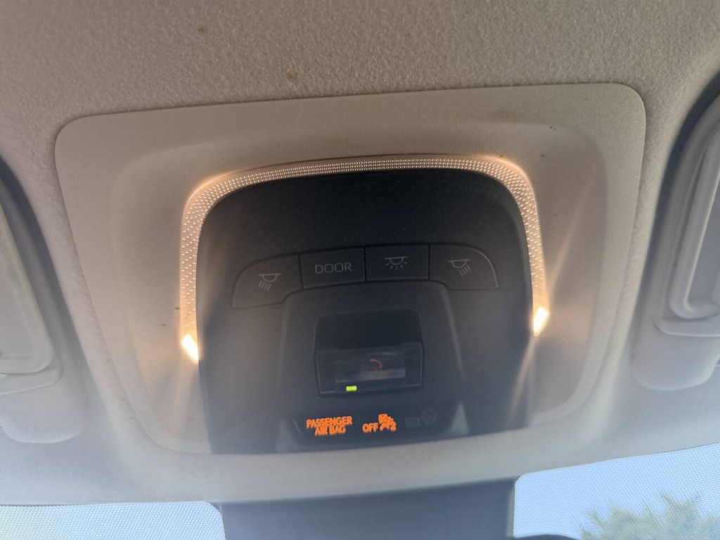 2023 Toyota Corolla Image 25