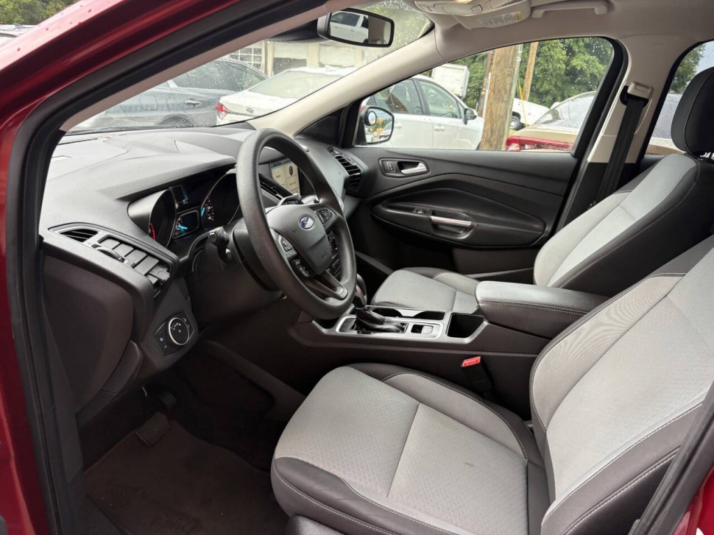 2019 Ford Escape Image 11