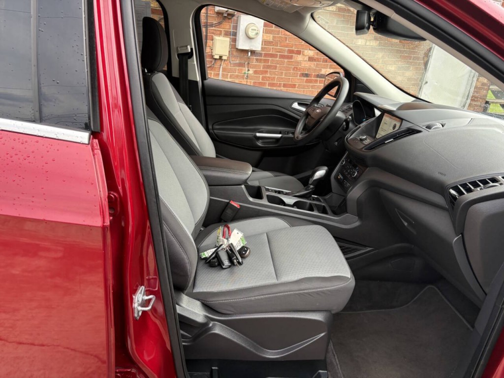 2019 Ford Escape Image 25