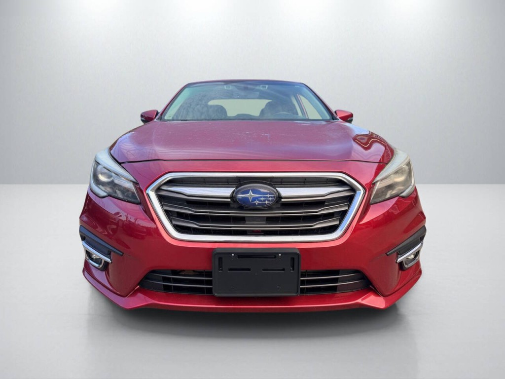 2018 Subaru Legacy Image 2