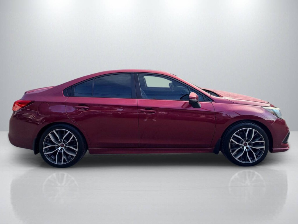 2018 Subaru Legacy Image 8