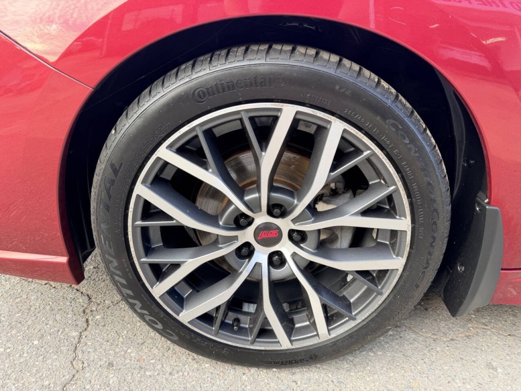 2018 Subaru Legacy Image 12