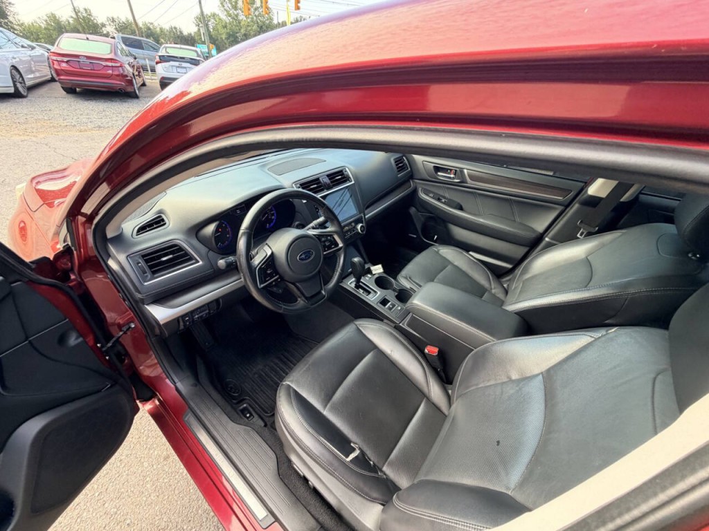2018 Subaru Legacy Image 15
