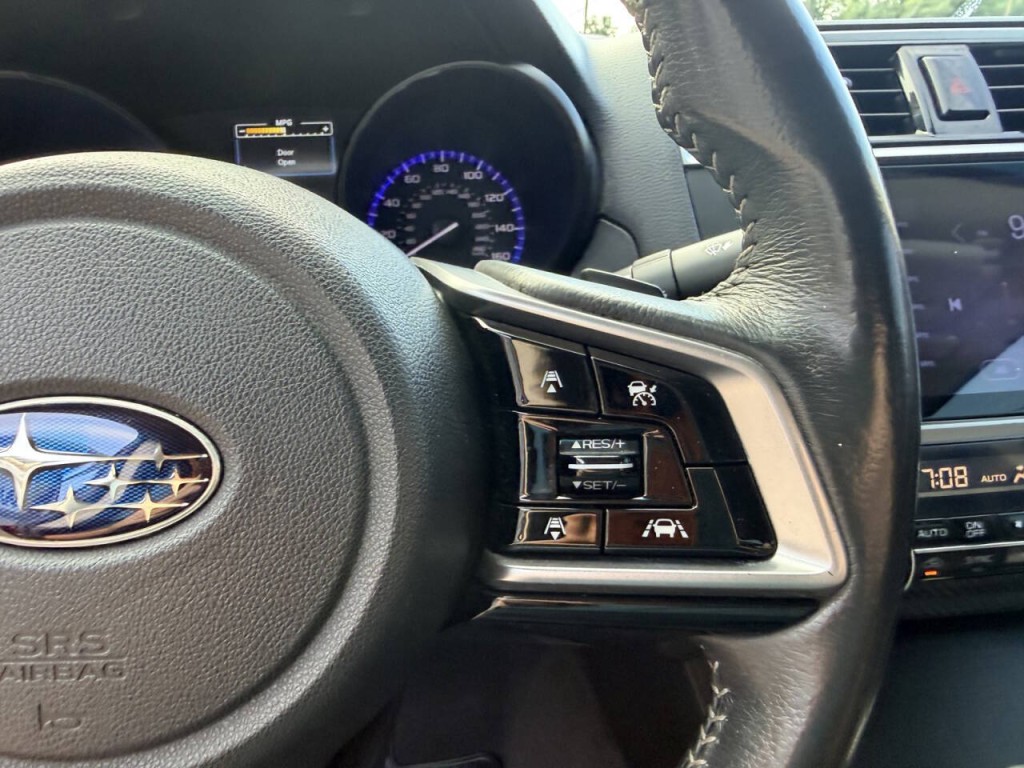 2018 Subaru Legacy Image 18
