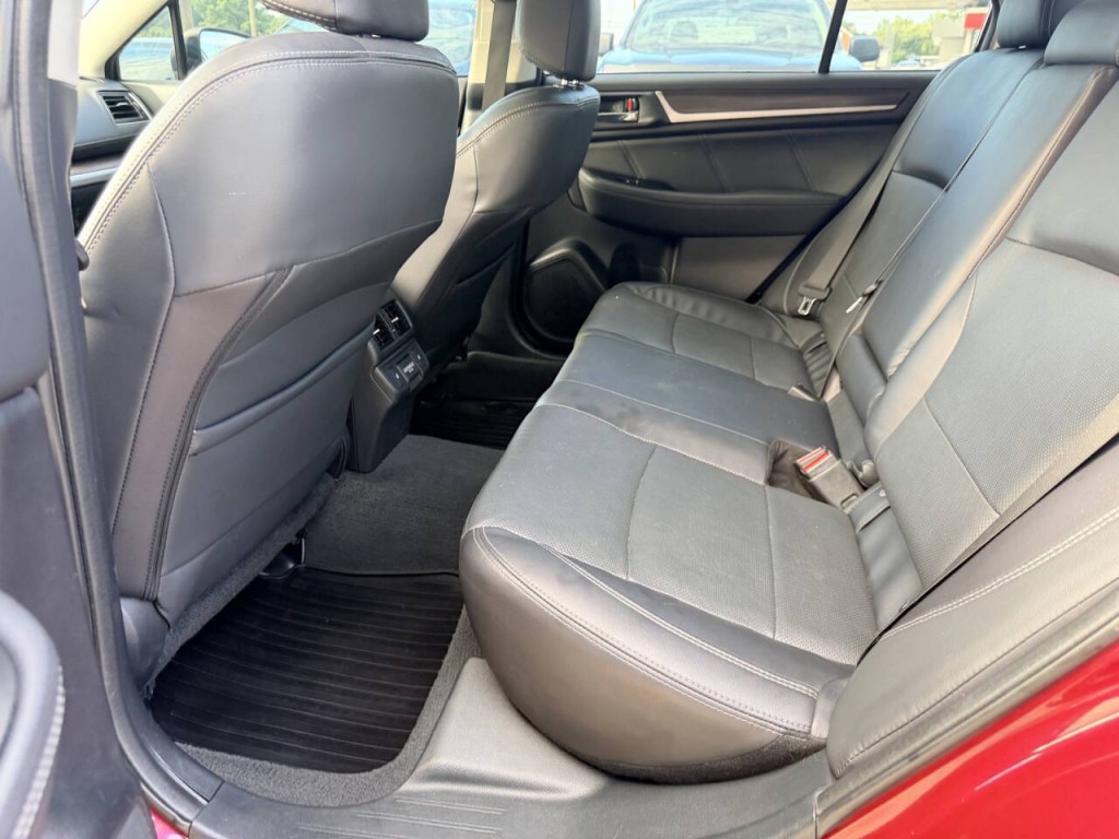 2018 Subaru Legacy Image 24