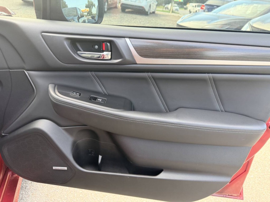 2018 Subaru Legacy Image 29