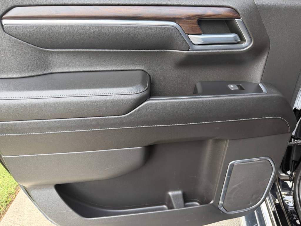 2023 GMC Sierra 1500 Image 32