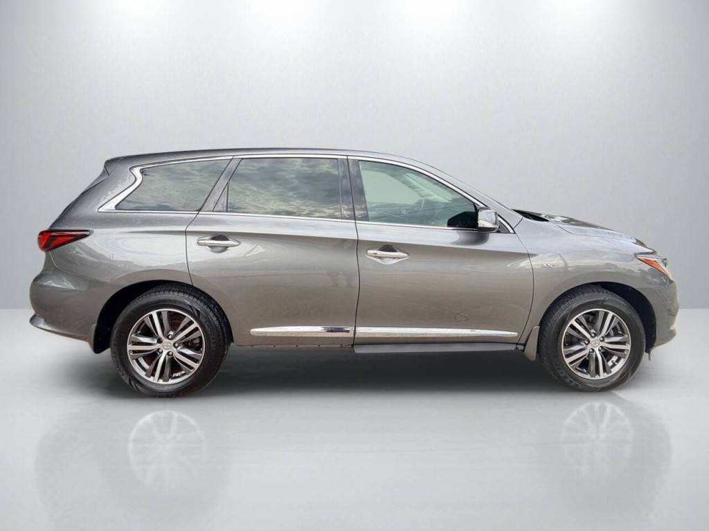 2017 INFINITI QX60 Image 8