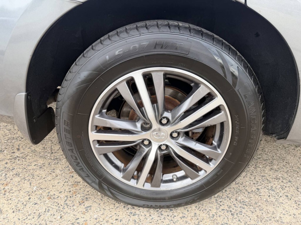 2017 INFINITI QX60 Image 10