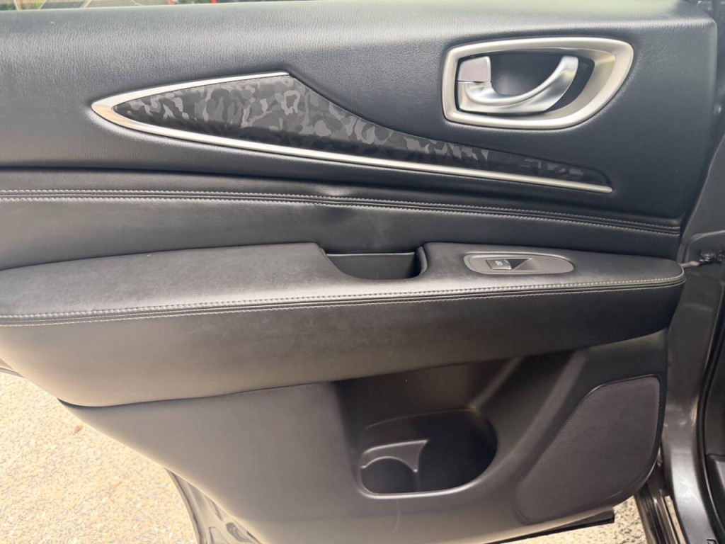 2017 INFINITI QX60 Image 26