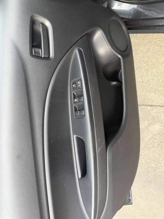 2024 Mitsubishi Mirage Image 13