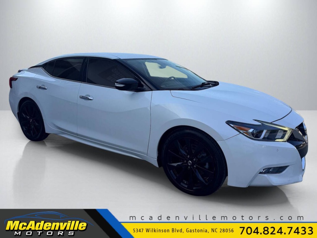 2017 Nissan Maxima Image 1