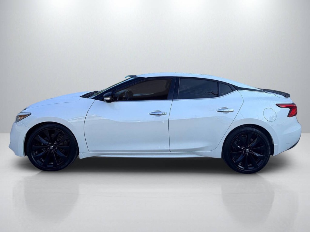 2017 Nissan Maxima Image 4