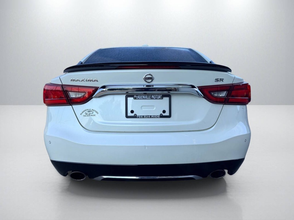 2017 Nissan Maxima Image 6