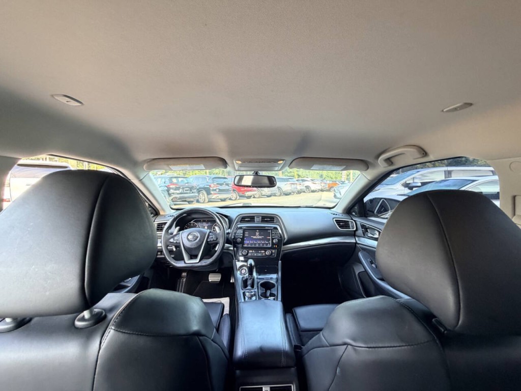 2017 Nissan Maxima Image 26