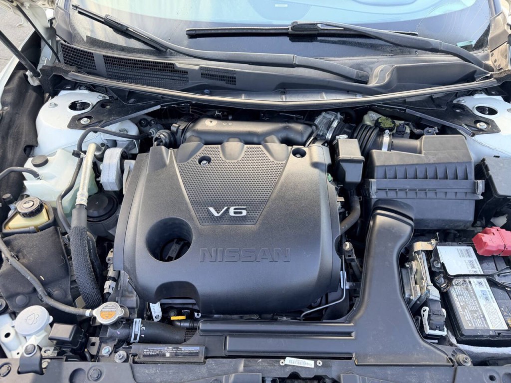 2017 Nissan Maxima Image 33