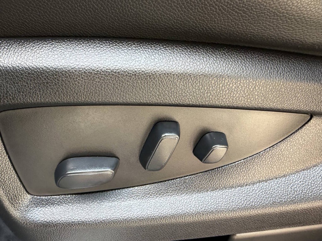 2019 GMC Yukon Image 18