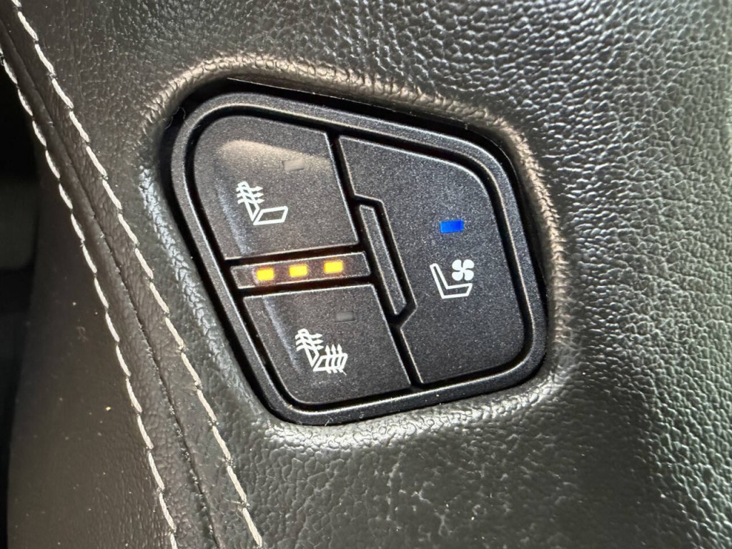 2019 GMC Yukon Image 30