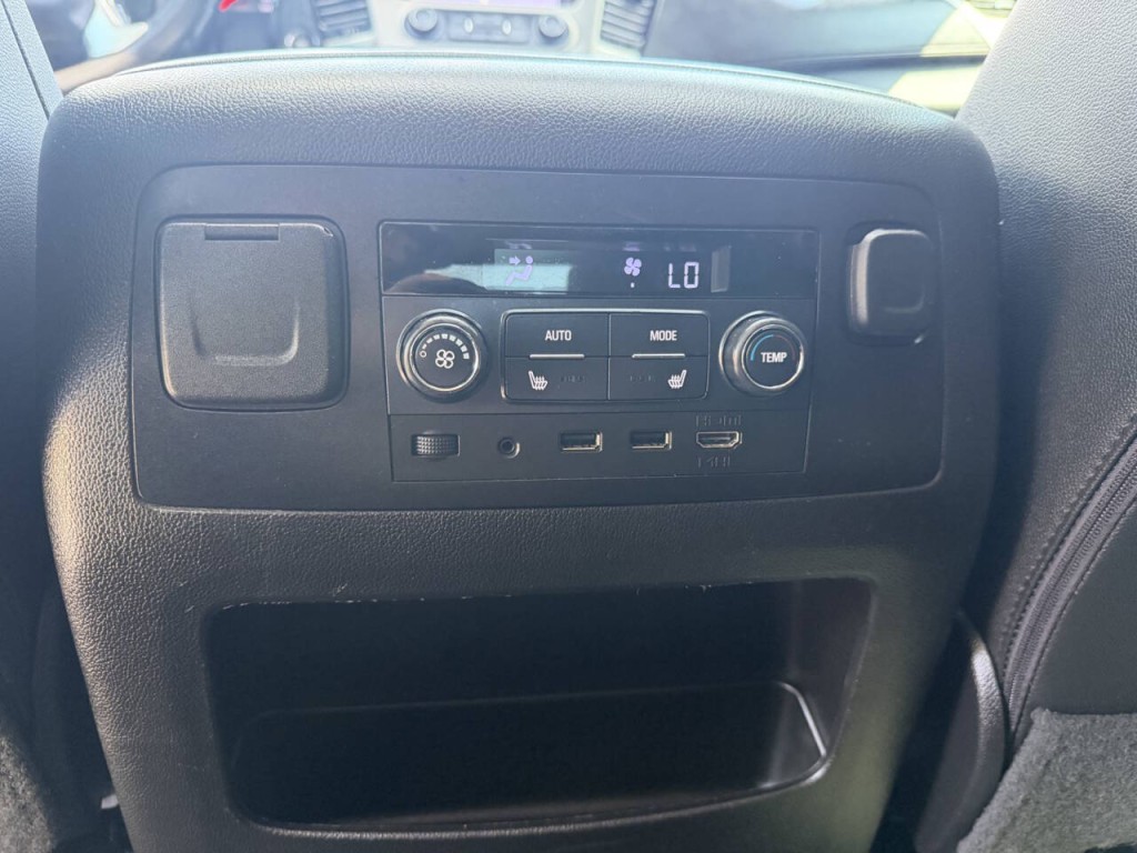 2019 GMC Yukon Image 39