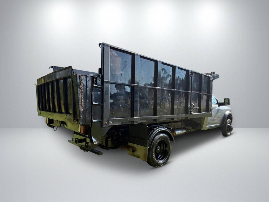 2023 RAM 5500 Image 7