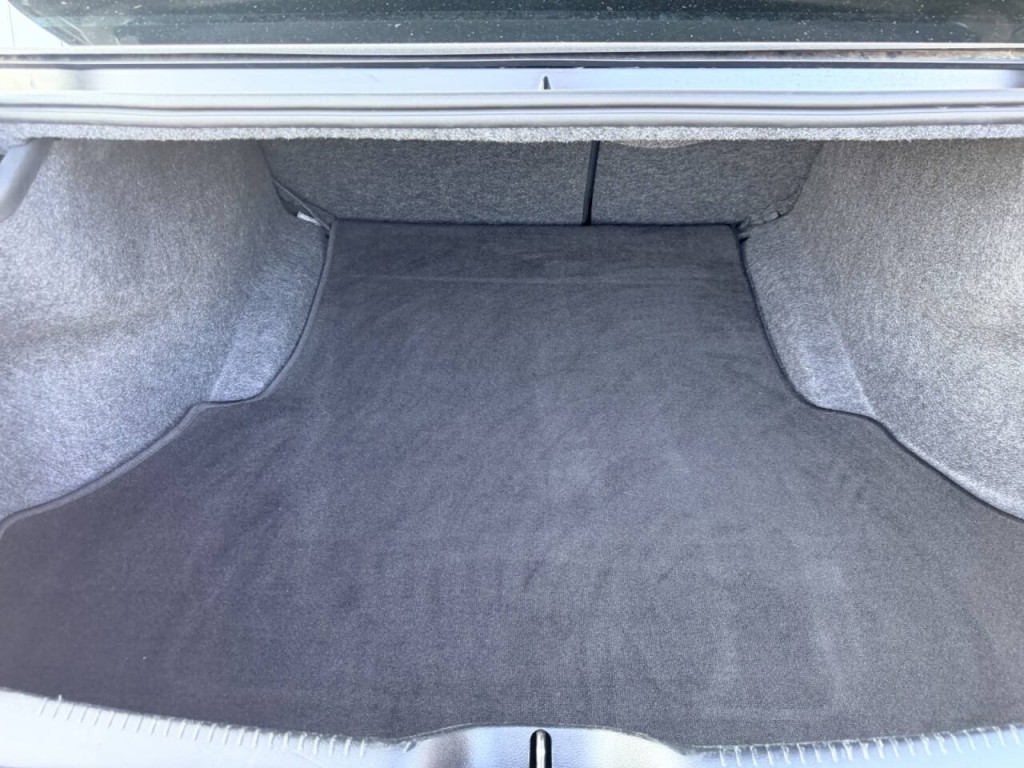 2023 Chrysler 300 Image 26