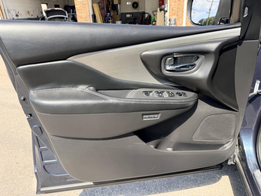 2017 Nissan Murano Image 13