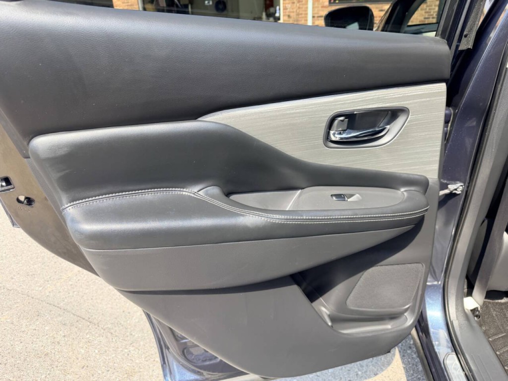 2017 Nissan Murano Image 24