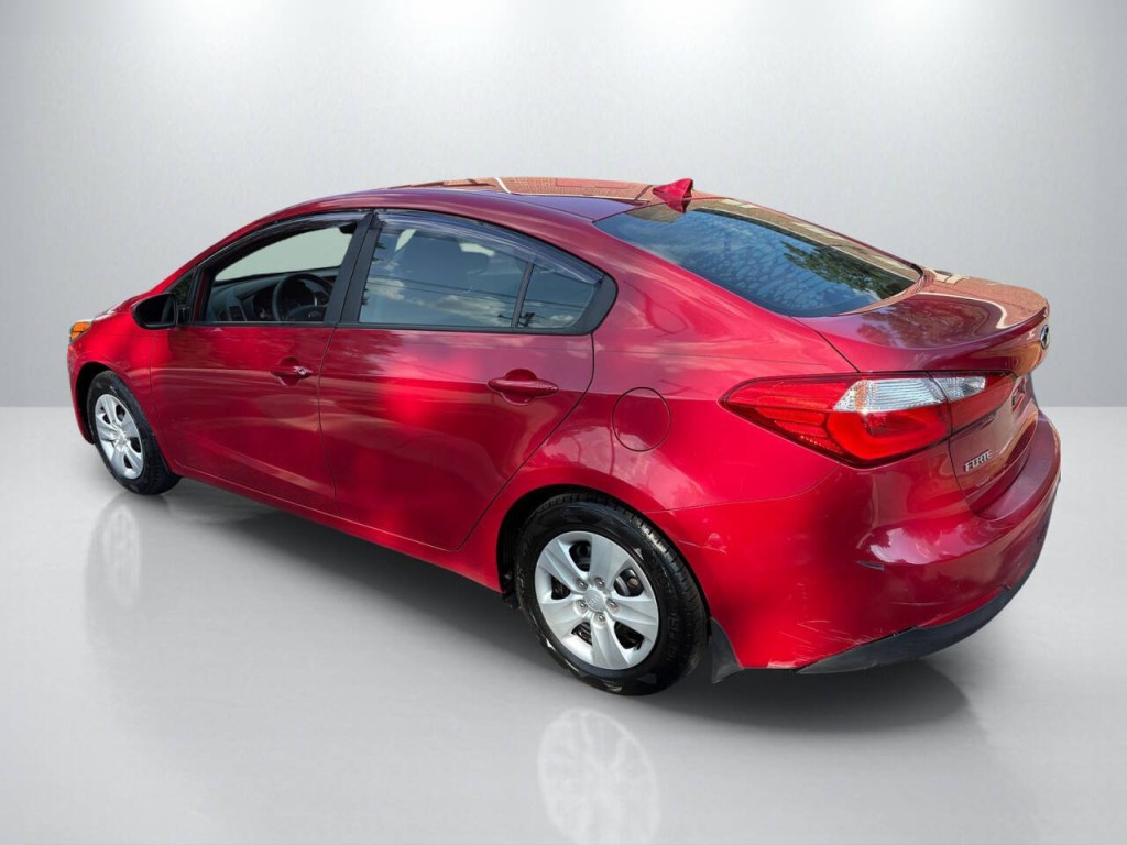 2016 Kia Forte Image 5