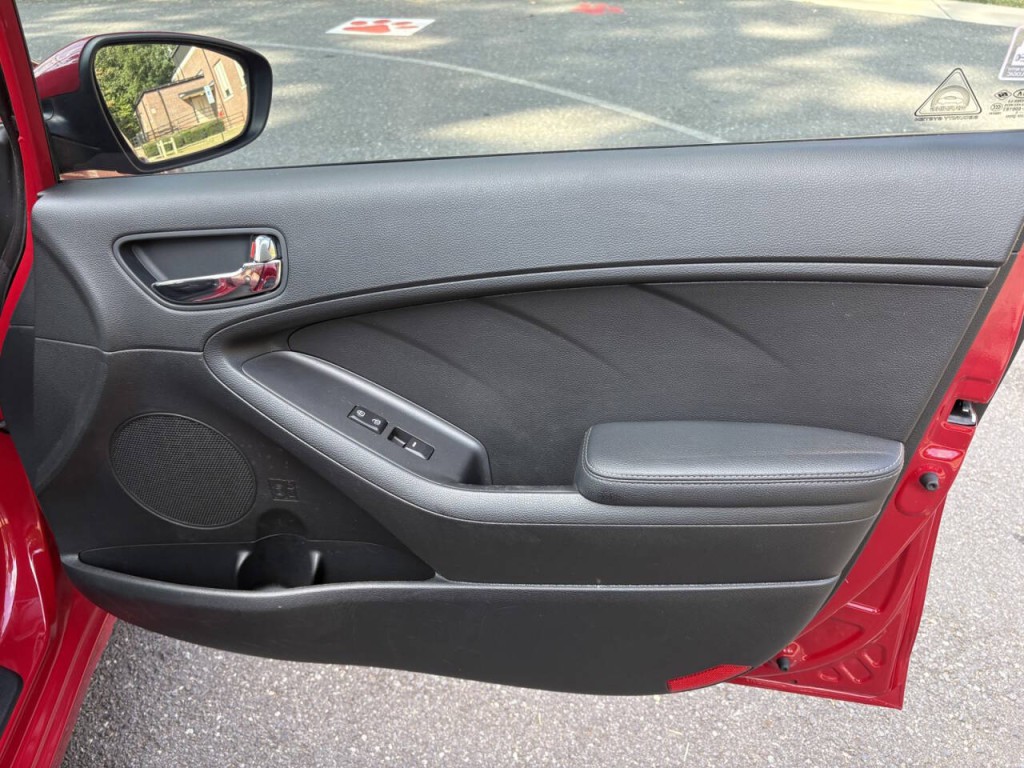 2016 Kia Forte Image 21