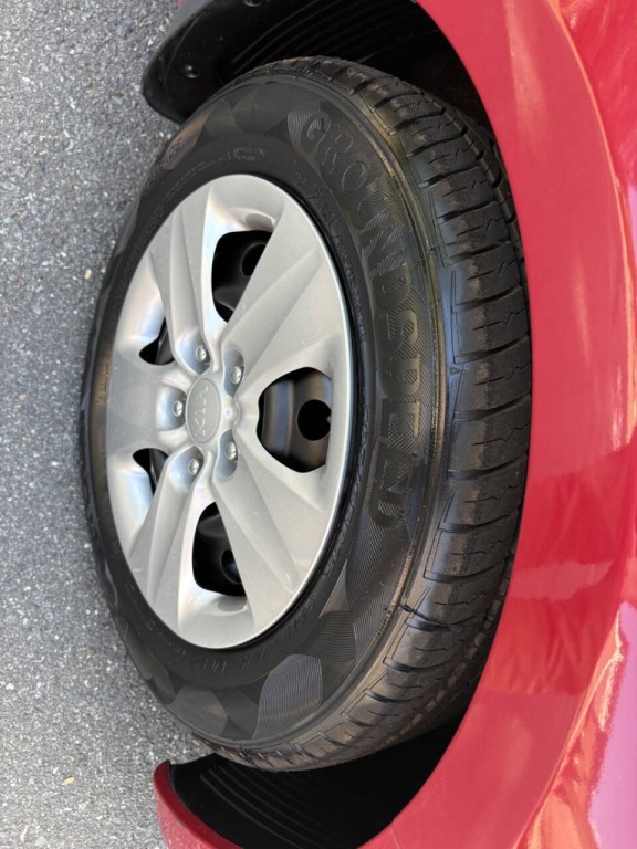 2016 Kia Forte Image 27