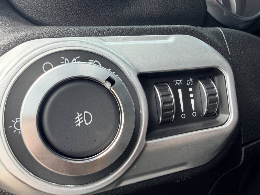 2018 Jeep Wrangler Unlimited Image 16