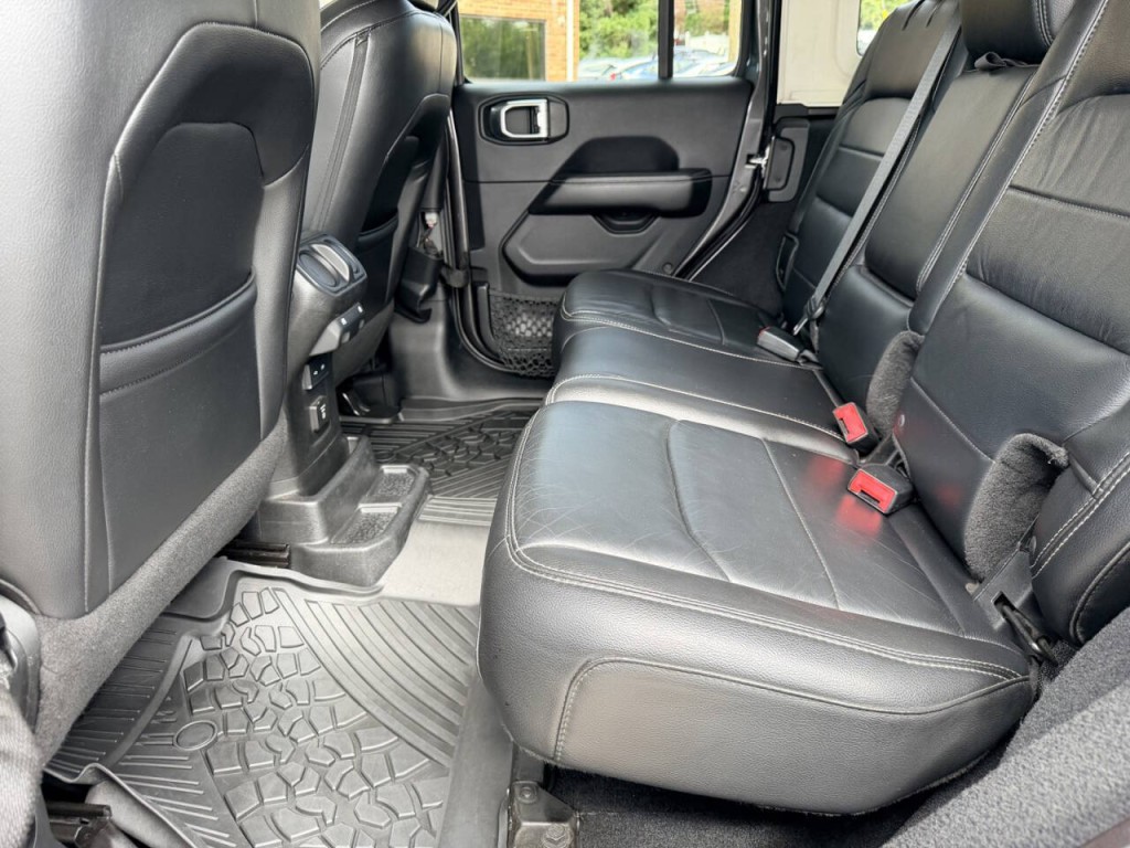 2018 Jeep Wrangler Unlimited Image 25