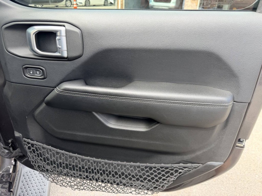 2018 Jeep Wrangler Unlimited Image 30