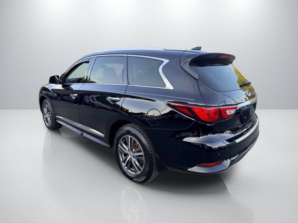 2017 INFINITI QX60 Image 5