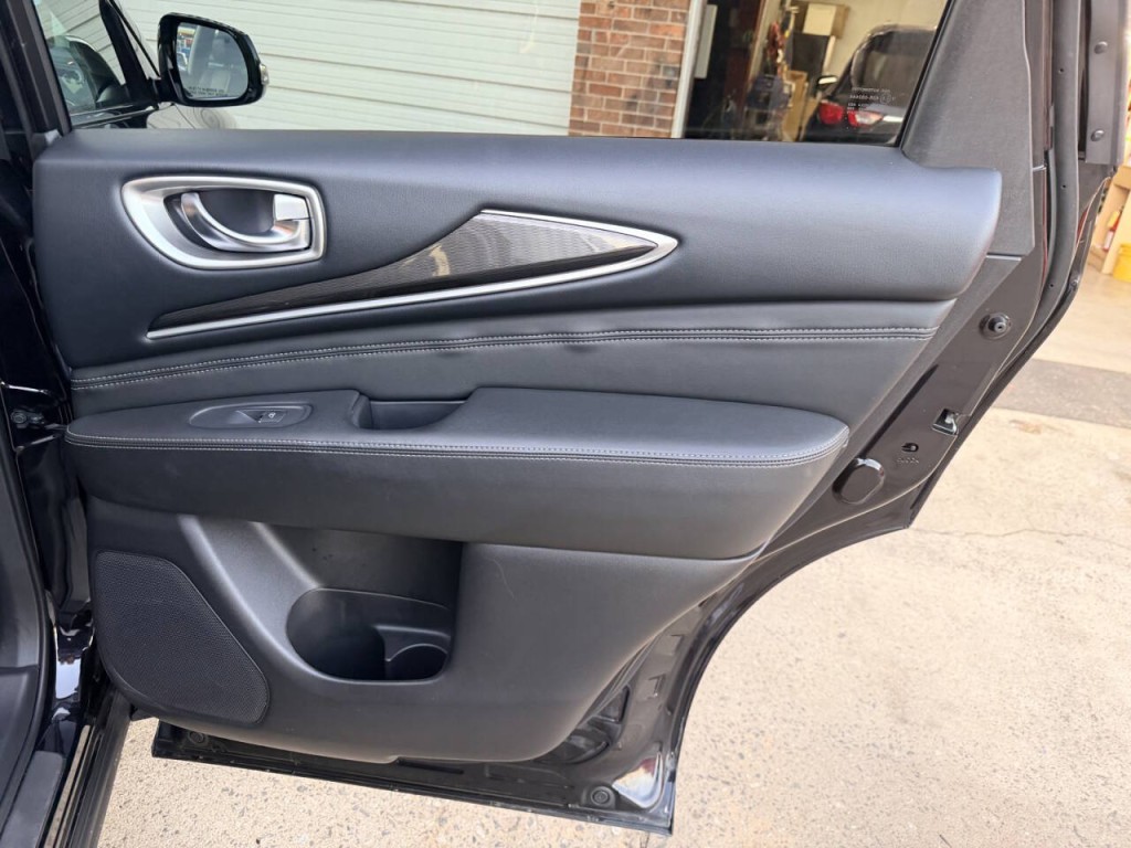 2019 INFINITI QX60 Image 30