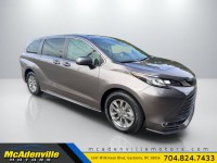 Image for 2022 Toyota Sienna XLE 7 Passenger ID: 7660447