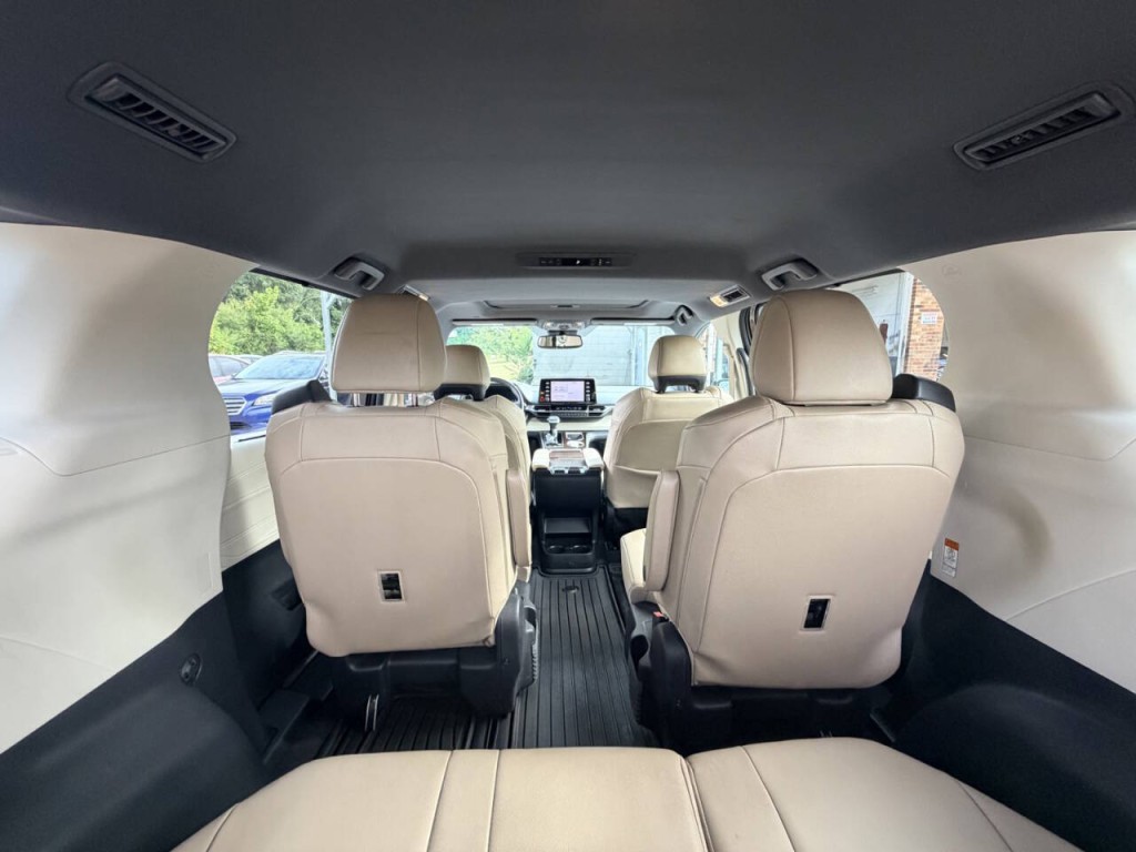 2022 Toyota Sienna Image 29