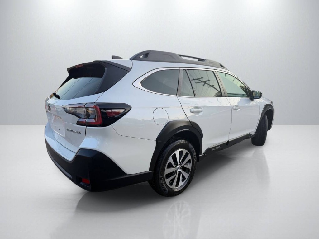 2023 Subaru Outback Image 7