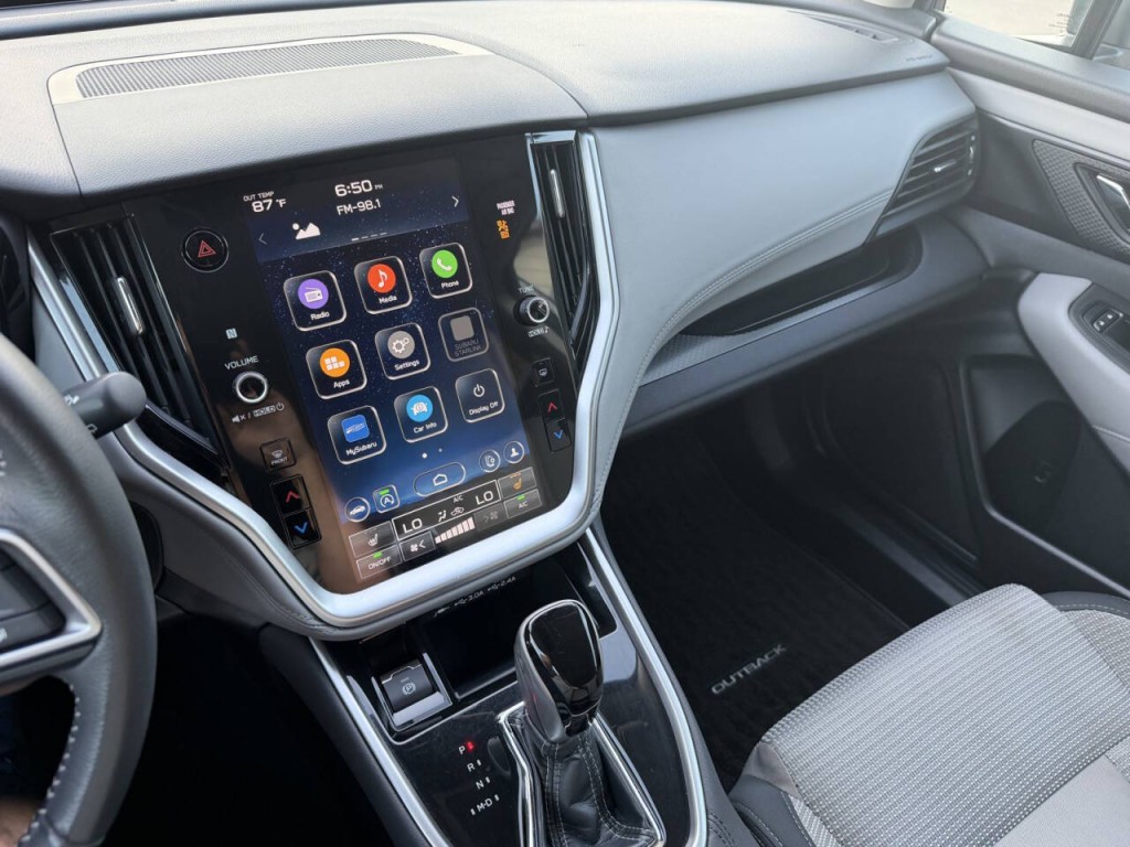 2023 Subaru Outback Image 22